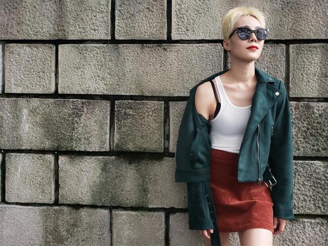 景珂主演电影《我的英雄》后期即将完成，帅酷造型让人期待