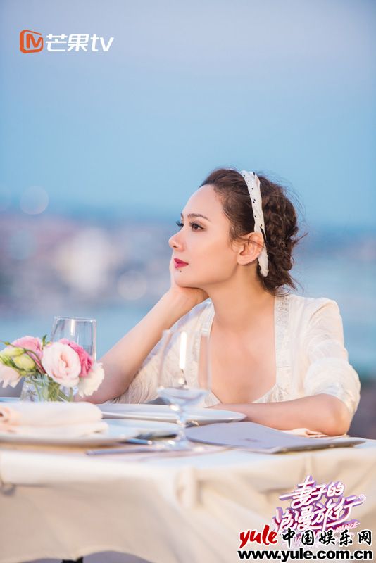 《妻子的浪漫旅行》郭晓东称曾因穷自卑 为程莉莎手插千朵玫瑰