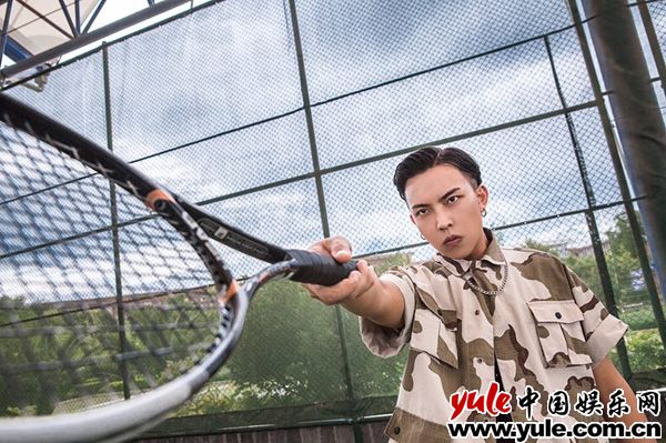 《我的盖世英雄》全面杀青 迈逊演绎霸气网球少年