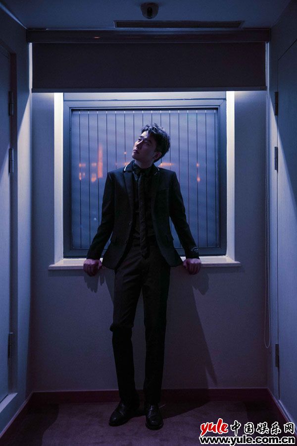 黄轩亮相《创业时代》发布会 走心表演获原作者高度评价