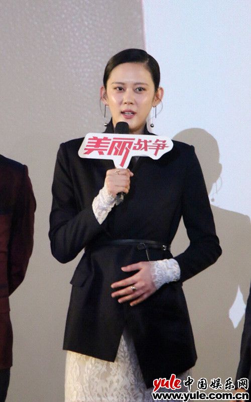 那广子《美丽战争》助力公益  首映礼受导演陈勋奇大力赞赏