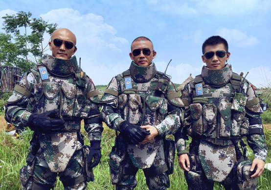 广厦传媒《中国蓝盔》热映 军旅情怀满屏释放