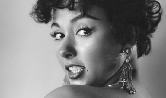 丽塔·莫雷诺回归《西区故事》斯皮尔伯格续写传奇