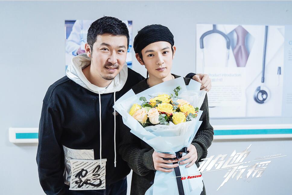 王润泽《罪案心理小组X》高能断案 新剧杀青引期待