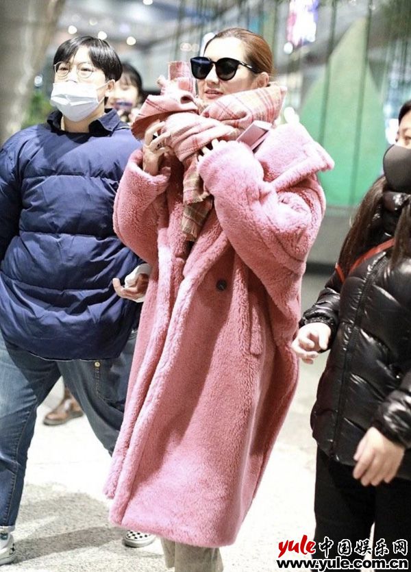 《以团之名》首次录制导师阵容曝光，人气选手赵品霖引关注