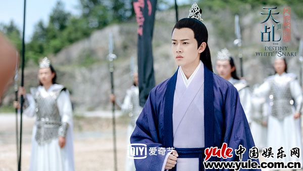 《天乩之白蛇传说》妖帝设计掳走白夭夭    任嘉伦刘学义“情敌PK”火药味十足