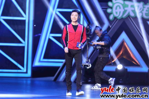 《挑战不可能之加油中国》今晚首播 中越边境广西段扫雷队整装亮相董卿为战士比心