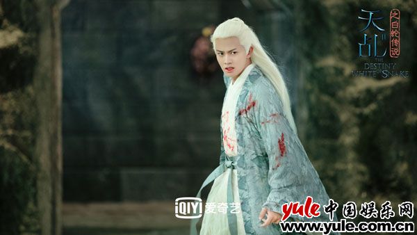 《天乩》“宣白夫妇”情断雷峰塔  许宣仙骨化血拯救白夭夭