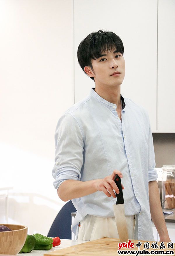 徐开骋成春节档“黑马”王子 《奈何Boss》甜蜜再加更