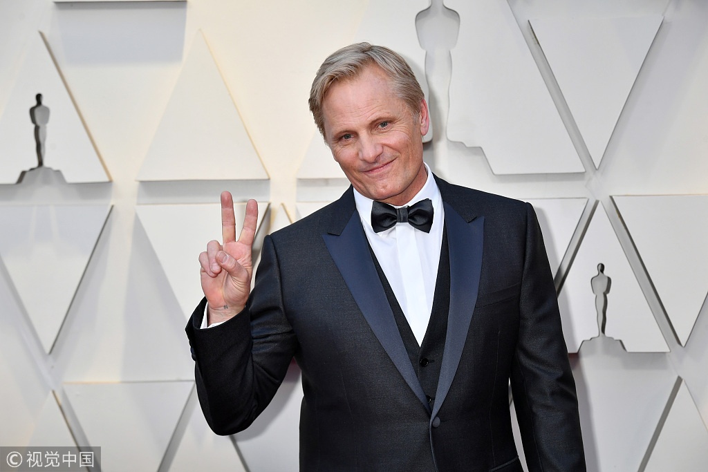 《绿皮书》维戈·莫特森角逐男主 自信比出剪刀手