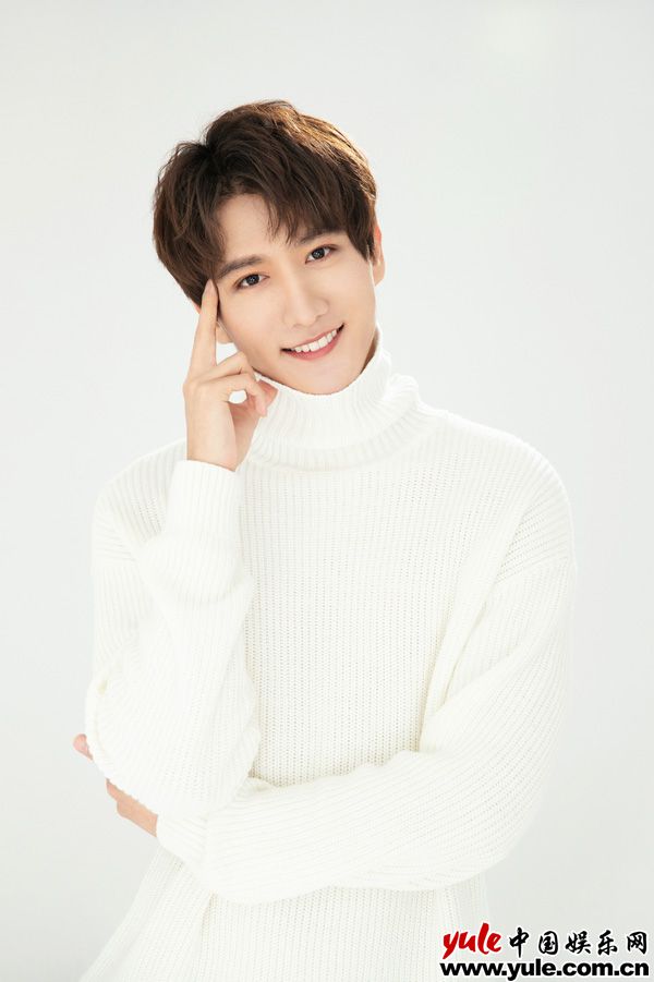 张艺兴《黄金瞳》定档2月26  窦柏林化身最佳拍档维护正义