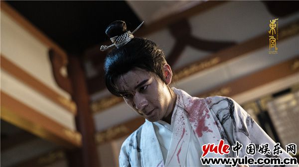 《东宫》寻找角色背后的闪光点   陈星旭彭小苒演技直击人心