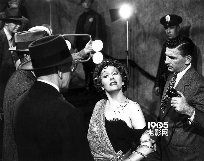 音乐剧《日落大道》将拍电影 格伦·克洛斯任主演