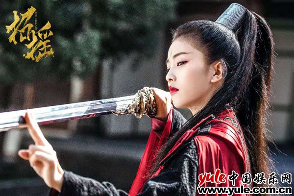 湖南卫视《招摇》剧情惊喜不断 白鹿许凯频频甜蜜撒糖