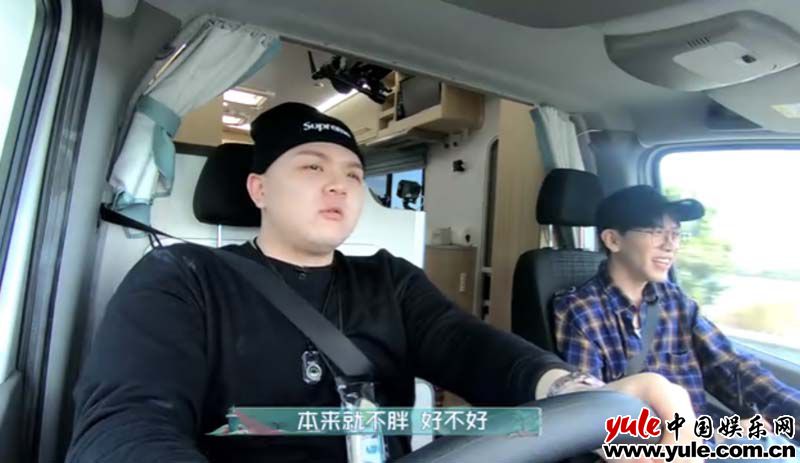 《青春的花路》尤长靖唱大厂歌单，“回忆杀”超感人！