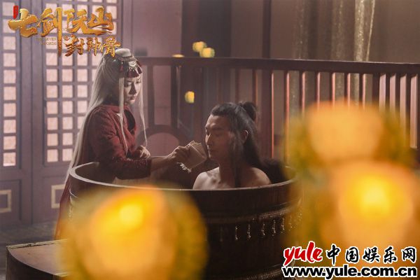 《七剑下天山之封神骨》口碑一路开挂，看“情话boy”张华昭在线撩妹