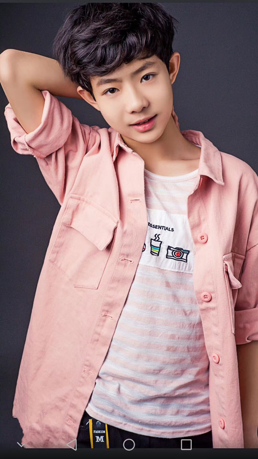 全能少年吴佳宸张新园新戏《地久天长》3.22全国上映