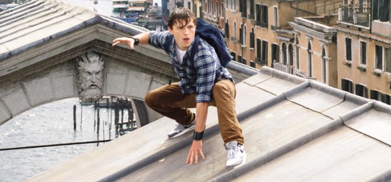 《蜘蛛侠：英雄远征》曝海报 小蜘蛛周游欧洲三城