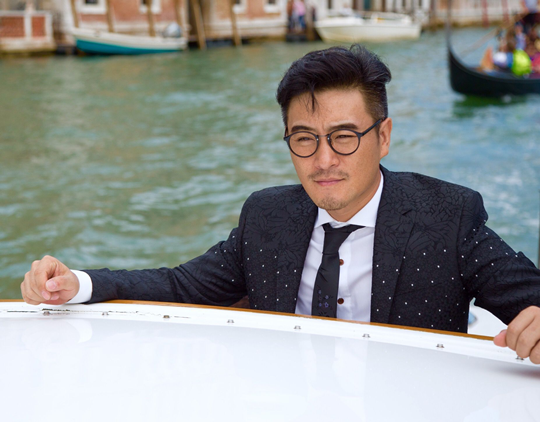 樊昊仑微博曝新电影《我的英雄》画面,让人更加期待