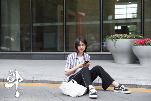 《青春斗》首周热搜霸屏 “广义青春”真实还原社会议题