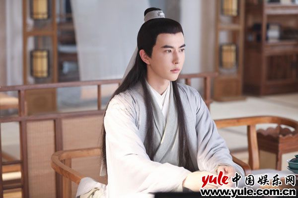 于朦胧《新白娘子传奇》持续热播  许仙“复活”重回“单身”