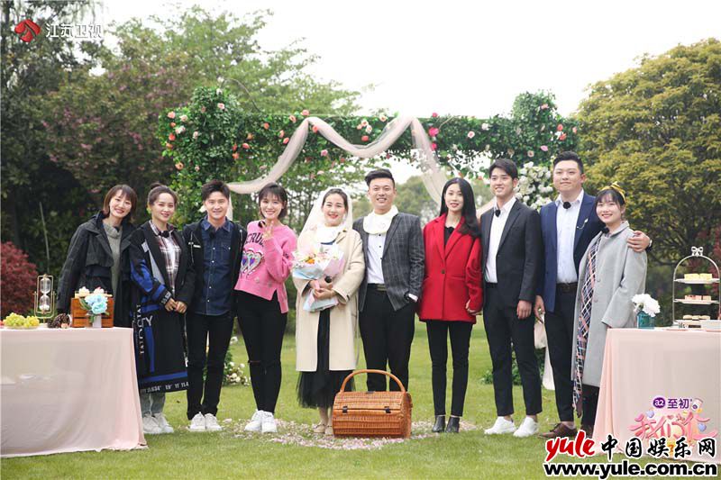 《我们仨》田亮挑战担任家庭“煮”夫，邓莎来访“好孕学院”