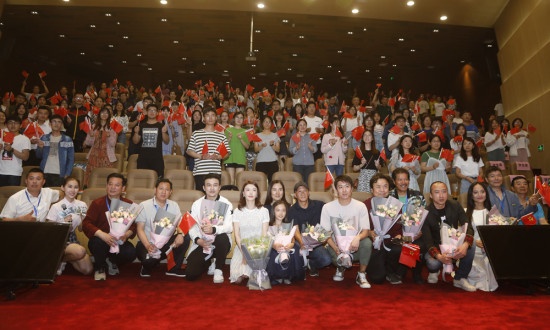 极寒拍摄、吃真树皮 《杨靖宇》传承英雄精神