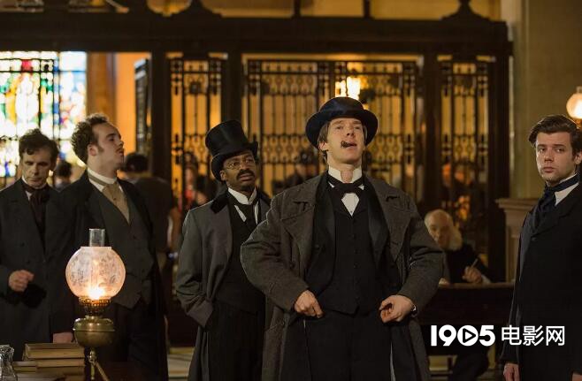 历史传记片《电力之战》发预告 卷福对决珊农