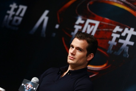 超人变身夏洛克！亨利·卡维尔加盟《女福尔摩斯》