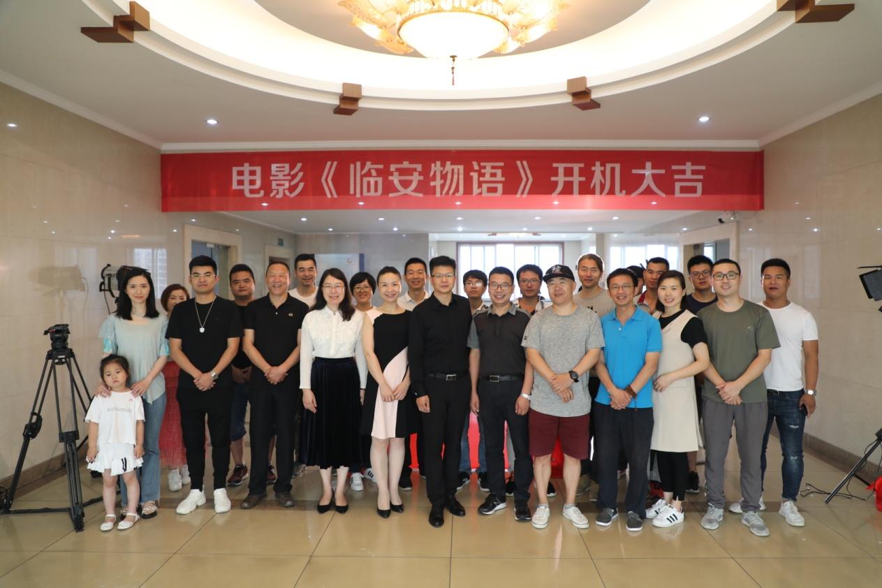 电影《临安物语》凝望乡愁 仰止父爱