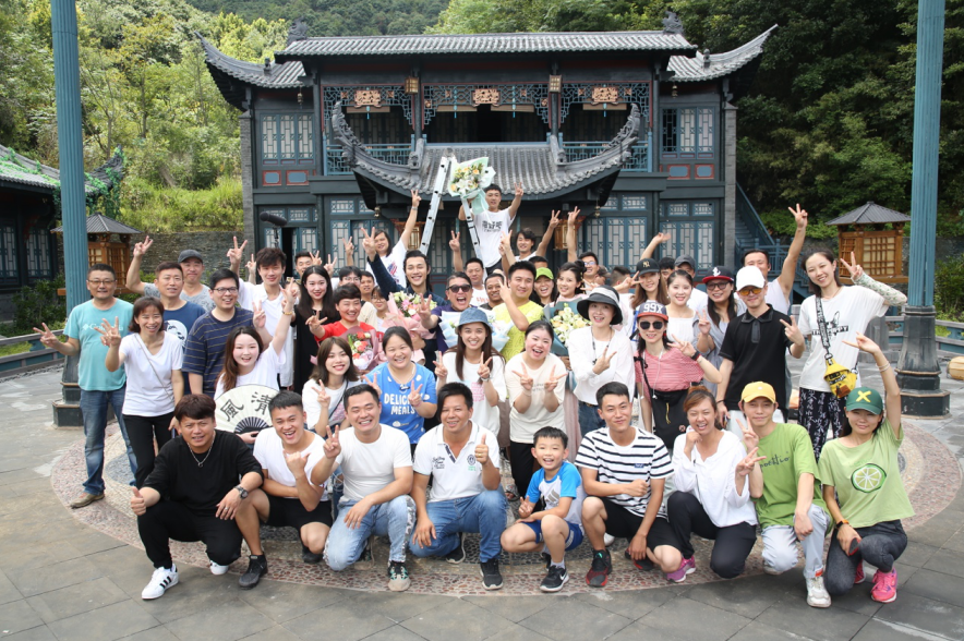 《一夜新娘》横店圆满杀青，让甜宠爱恋在精彩武打中升级