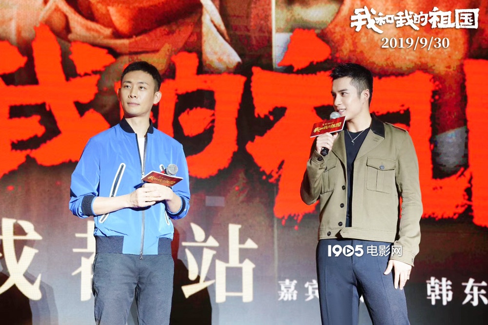 《我和我的祖国》成都路演 00后学子合唱表白祖国