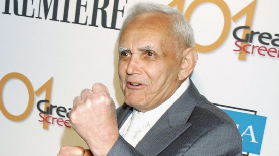 《愤怒的公牛》编剧麦迪克·马丁去世 享年82岁