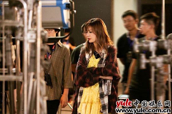 《演员请就位》先导片上线 赵薇限时拍摄火力全开