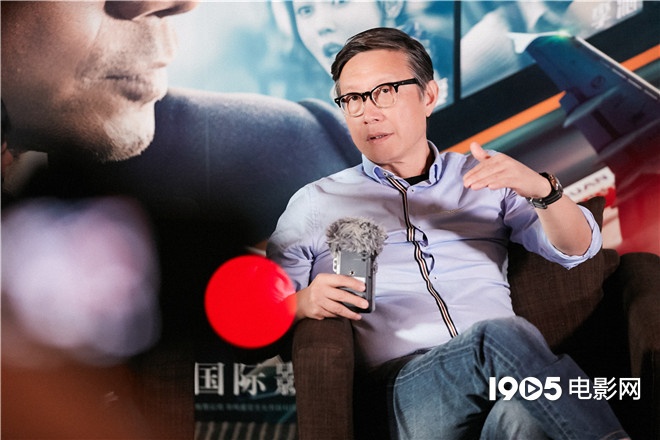 《中国机长》深圳路演 导演称张涵予是唯一选择