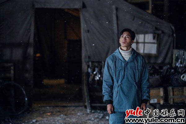 井柏然《攀登者》正式上映 演绎摄影师攀登珠峰记录历史瞬间