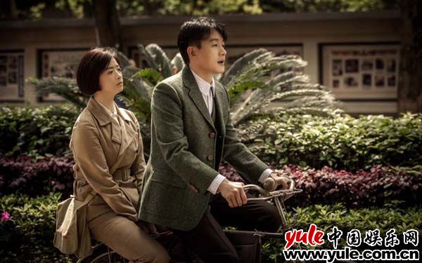 《奔腾年代》今日开播  佟大为挑战变身工科男“常怼怼”