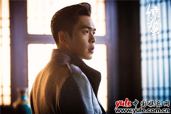 《谍战深海之惊蛰》张若昀王鸥重庆初遇 双面间谍模式开启