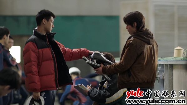 对手还是朋友？ 高至霆《超越》短道速滑之路遇强敌