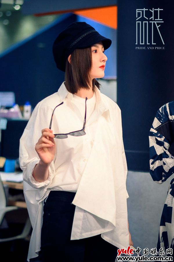 宋祖儿《盛装》全新造型 李娜盛装约见前男友夫妇