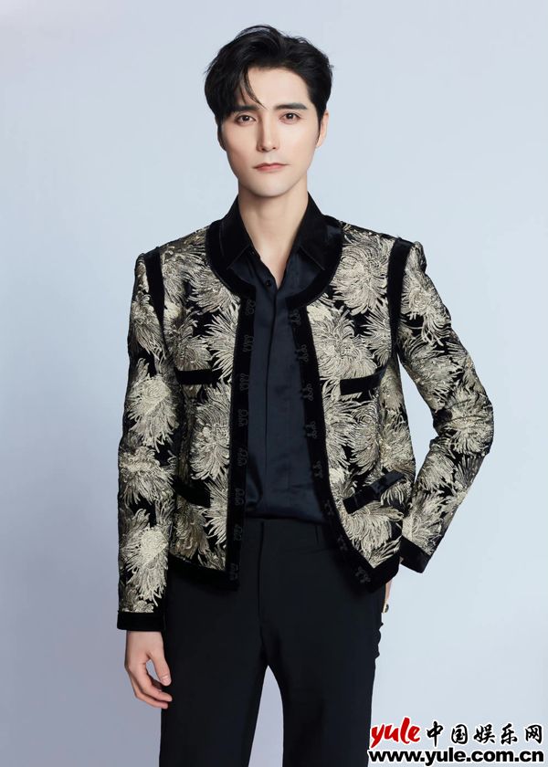 阿云嘎《爱乐之都》共情音乐剧演员经历 温情关注背后的付出