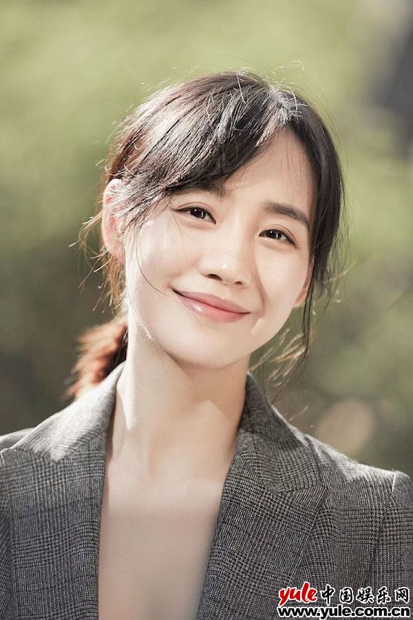 王智出演《流浪地球2》饰韩朵朵 打斗戏踢吴京大腿淤青七天