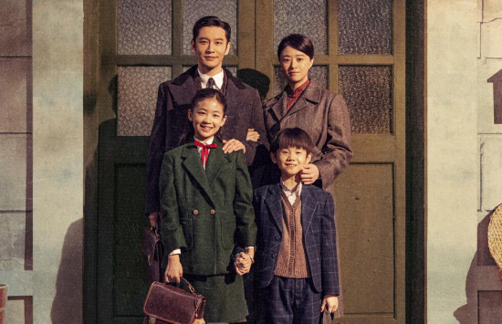 《潜行者》：背负黑暗之重量，寻找黎明之曙光