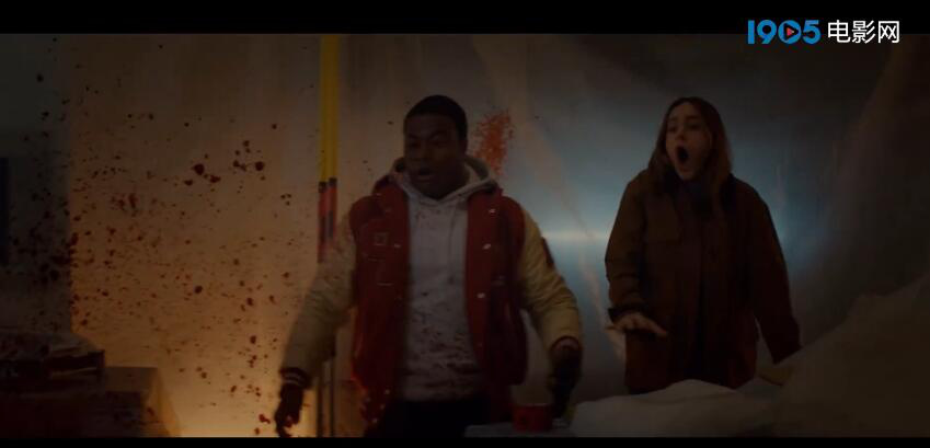 伊莱·罗斯《感恩节》发布预告片 连环杀手出镜