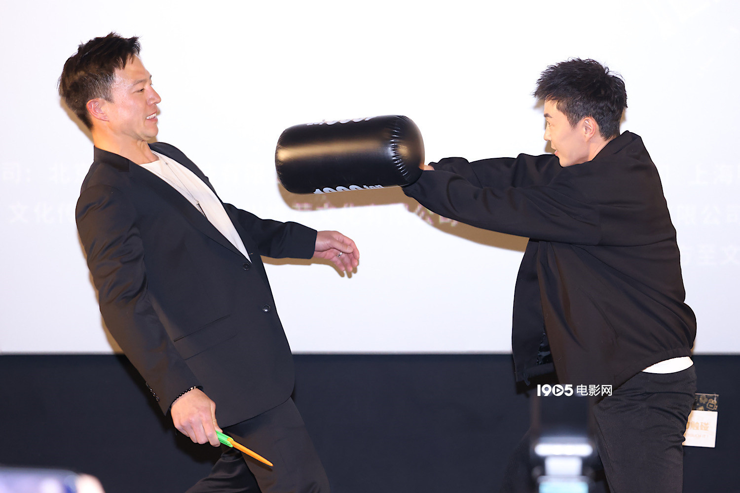 《缉恶》首映花式整活 安志杰称看谢苗电影长大