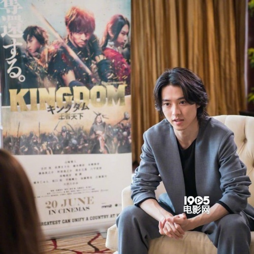 山崎贤人出席新片《王者天下》新加坡宣传活动