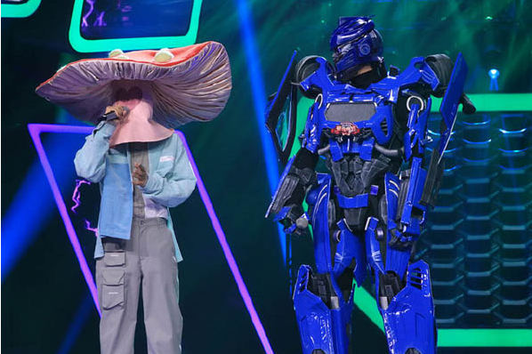 《蒙面唱将》周日揭面 摩登兄弟刘宇宁特征太明显