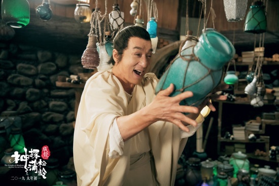 成龙“返老还童” 《神探蒲松龄》制作创诸多第一