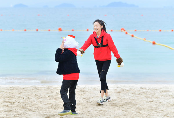 “团建领队”刘芸加盟 与易烊千玺开启《大冰小将》趣味团建