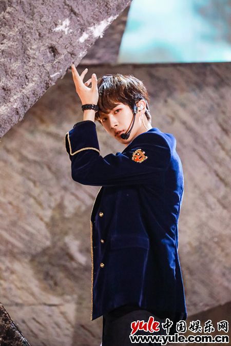 《创造营2019》热播 全能贺俊雄正在进行时